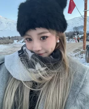颜值很高妹子