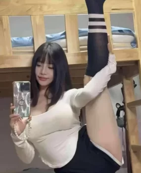 颜值身材都没的说