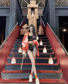 光滑肌肤水嫩嫩医美整形医院小护士真正本人