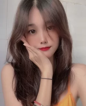 朋友推荐兼职小骚货口交超棒口爆吞精小鲍鱼粉嫩又紧